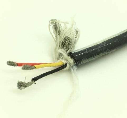 耐油高柔性PUR拖链电缆
